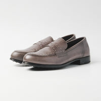 スタッズローファー