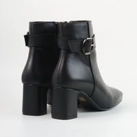 セットバックショートブーツ