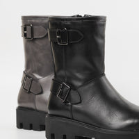 エンジニアミドルブーツ