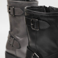 エンジニアミドルブーツ