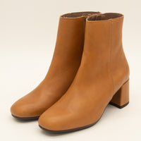 スクエアショートブーツ