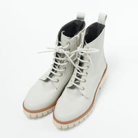 ミドルレースアップブーツ