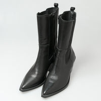 ポインテッドサイドゴアブーツ