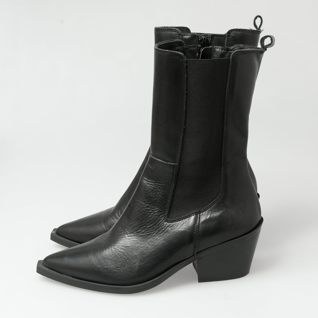 ポインテッドサイドゴアブーツ