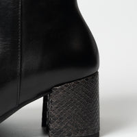 スクエアショートブーツ