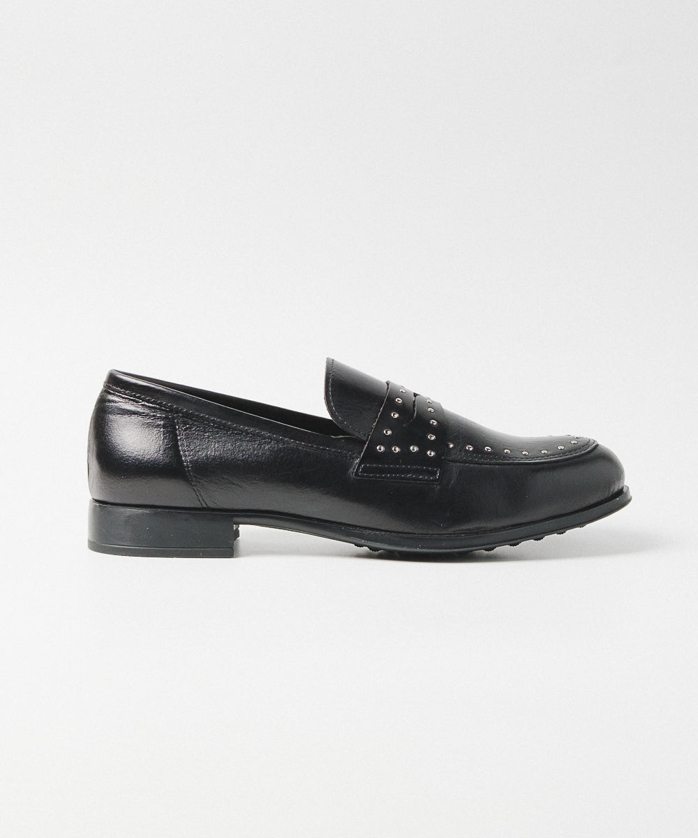 スタッズローファー