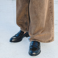 スタッズローファー