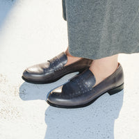 スタッズローファー