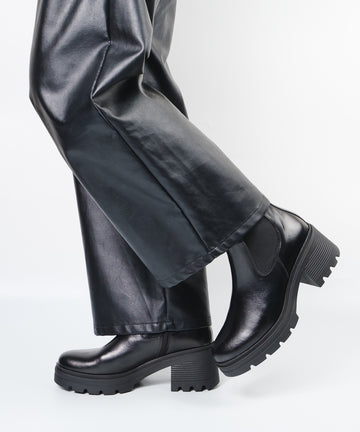 ミドルサイドゴアブーツ