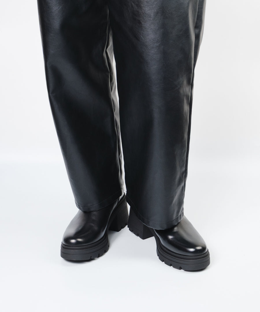 ミドルサイドゴアブーツ