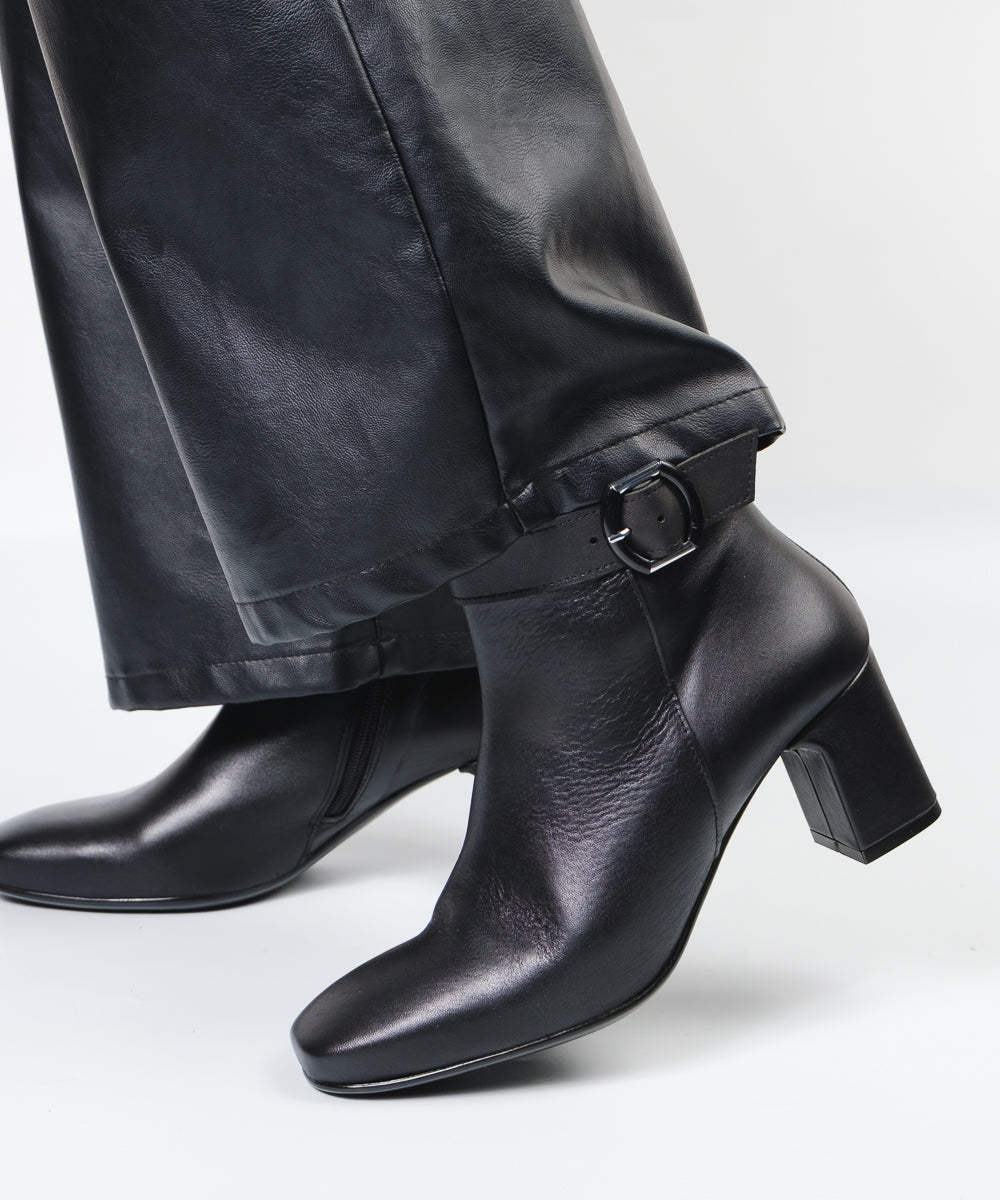 セットバックショートブーツ