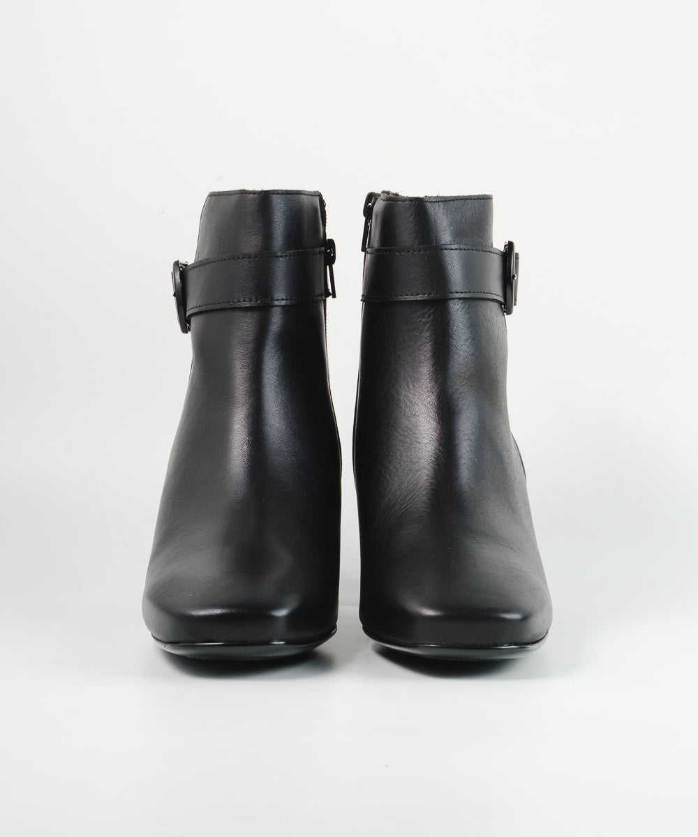 セットバックショートブーツ